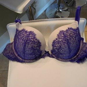 Beautiful push up Vs bra