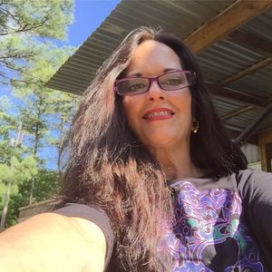 Meet your Posher, Dana