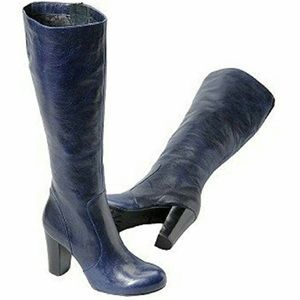 Born Crown beautiful midnight blue leather boots