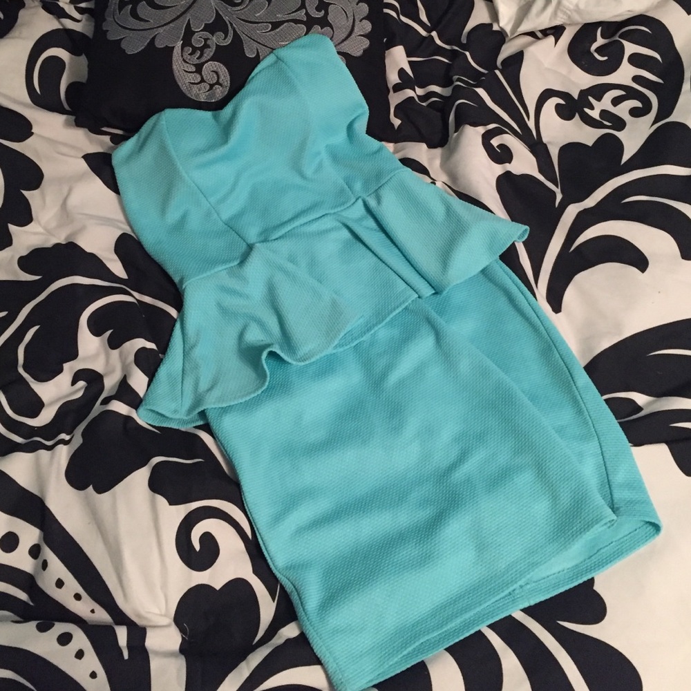 Stretchy body con mini dress