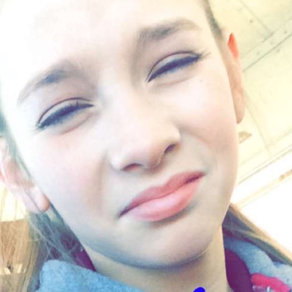 Meet your Posher, Trinity - Picture 1 of 1