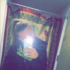 Meet your Posher, Madison