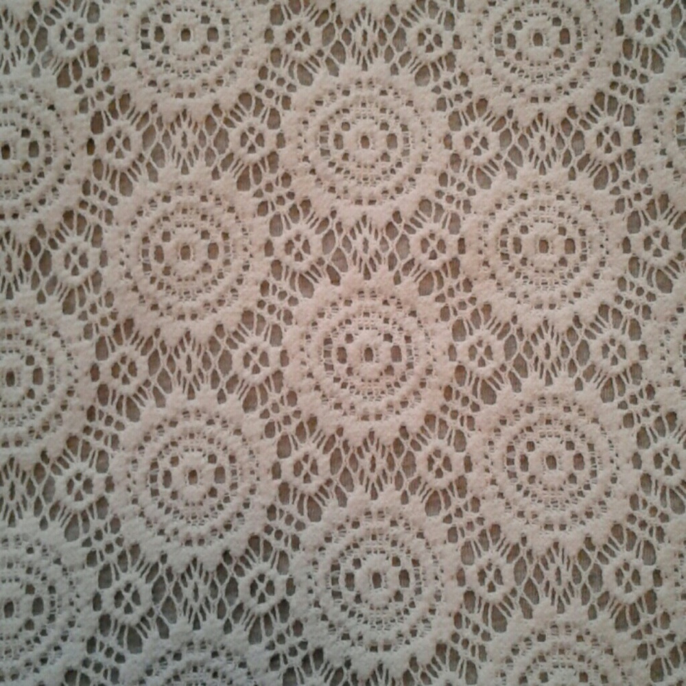 Lace Tee - Picture 3 of 4