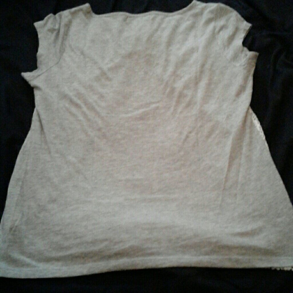 Lace Tee - Picture 4 of 4