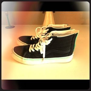 VANS WOMEN SK8-HI SLIM ZIP