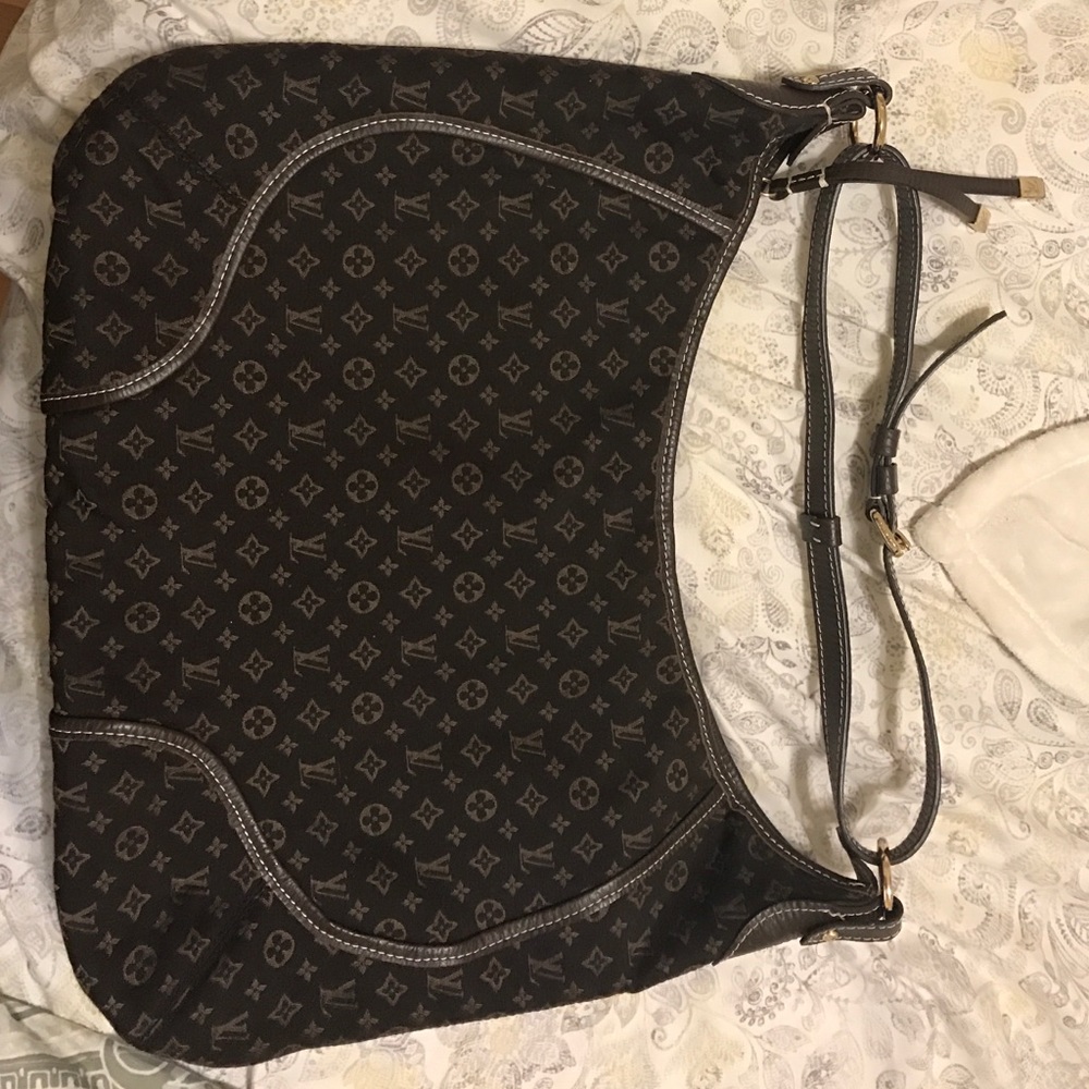 Louis Vuitton Purse
