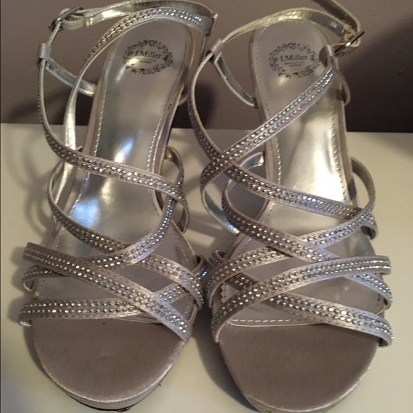 I. Miller Shoes Only Worn Once Size 8 I Miller Silver