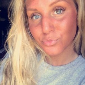 Meet your Posher, Britt