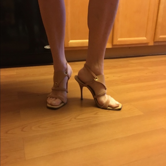 Shoes-Casadei - Picture 3 of 8