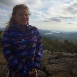 Meet your Posher, Emily