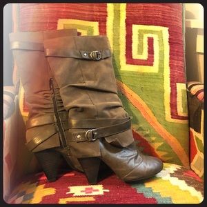 Cassidy Taupe Suede Boots