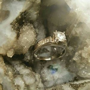 18k White Gold Plated Ring size 5.5