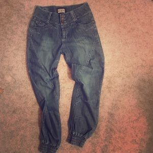 Cool jogger jeans