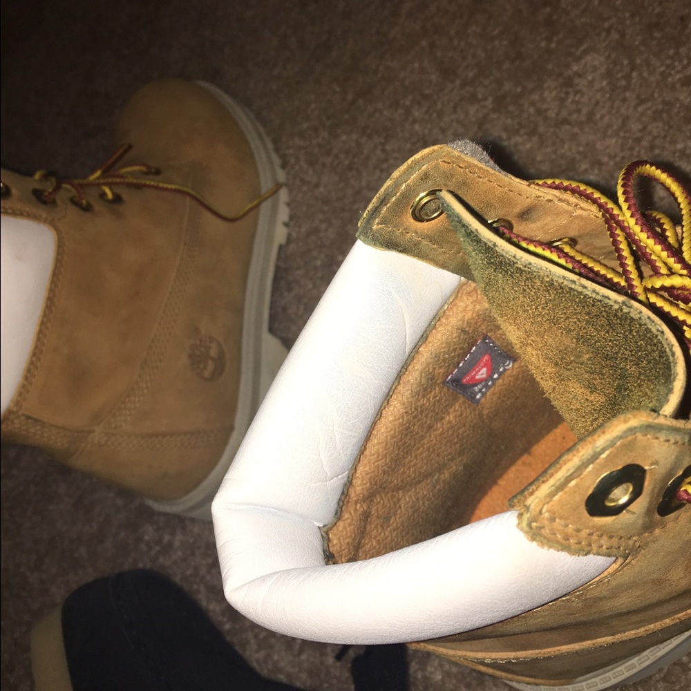 Timberlands - Picture 3 of 3