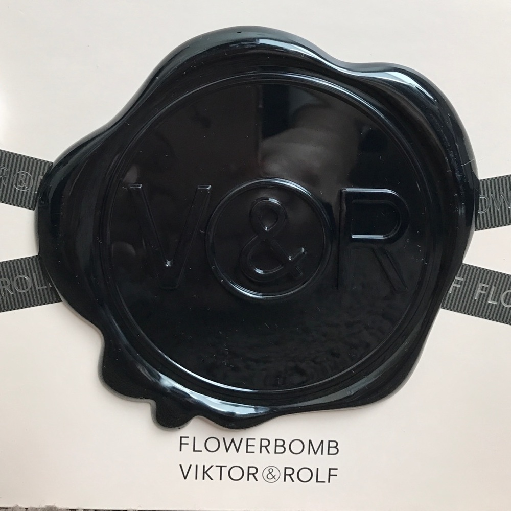 Viktor&Rolf FlowerBomb Gift Set
