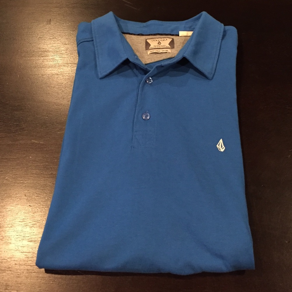 💕💕💕HP🎉🎉🎉BNWOT Volcom Men's Polo, Size L