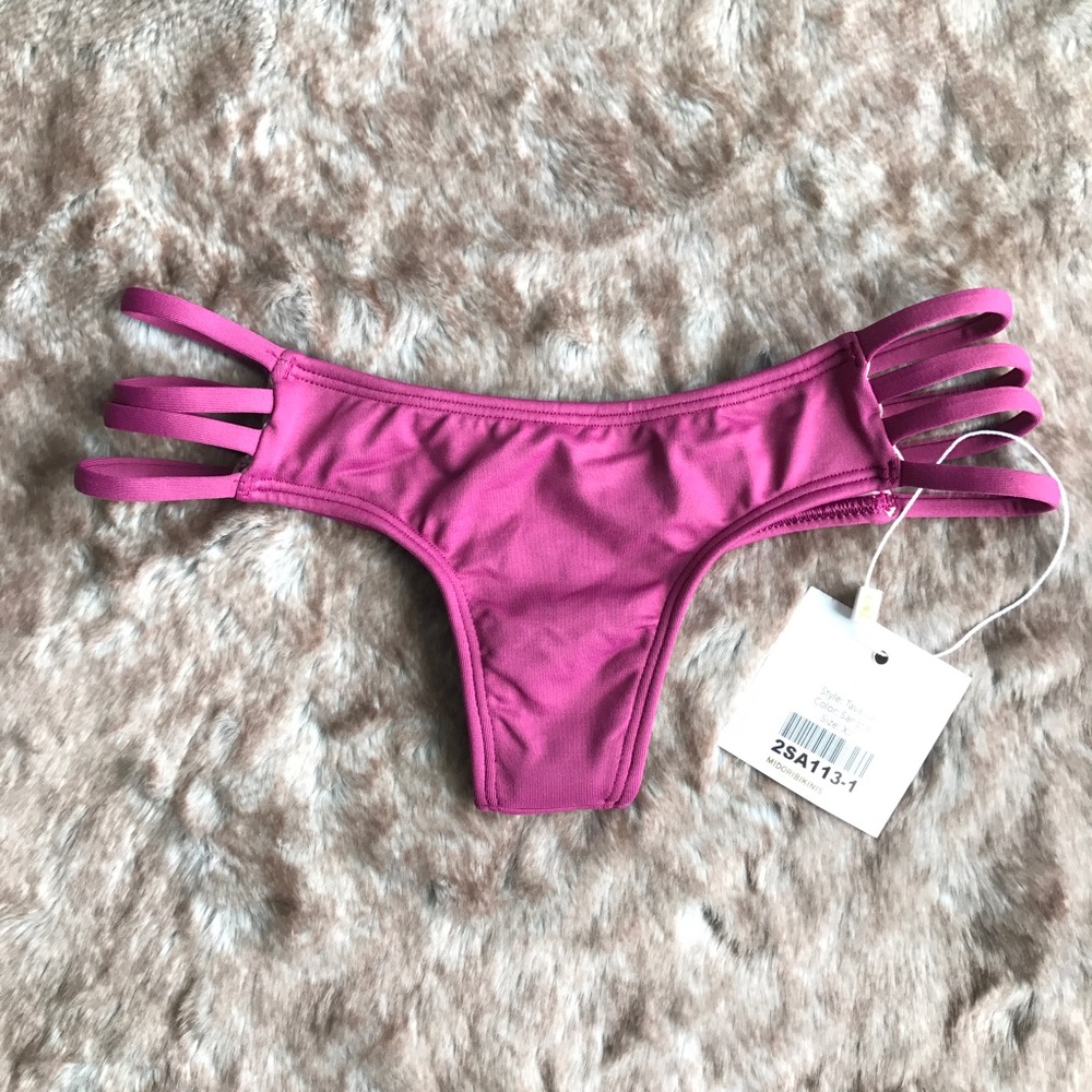 Midori Tavarua Sangria bottoms