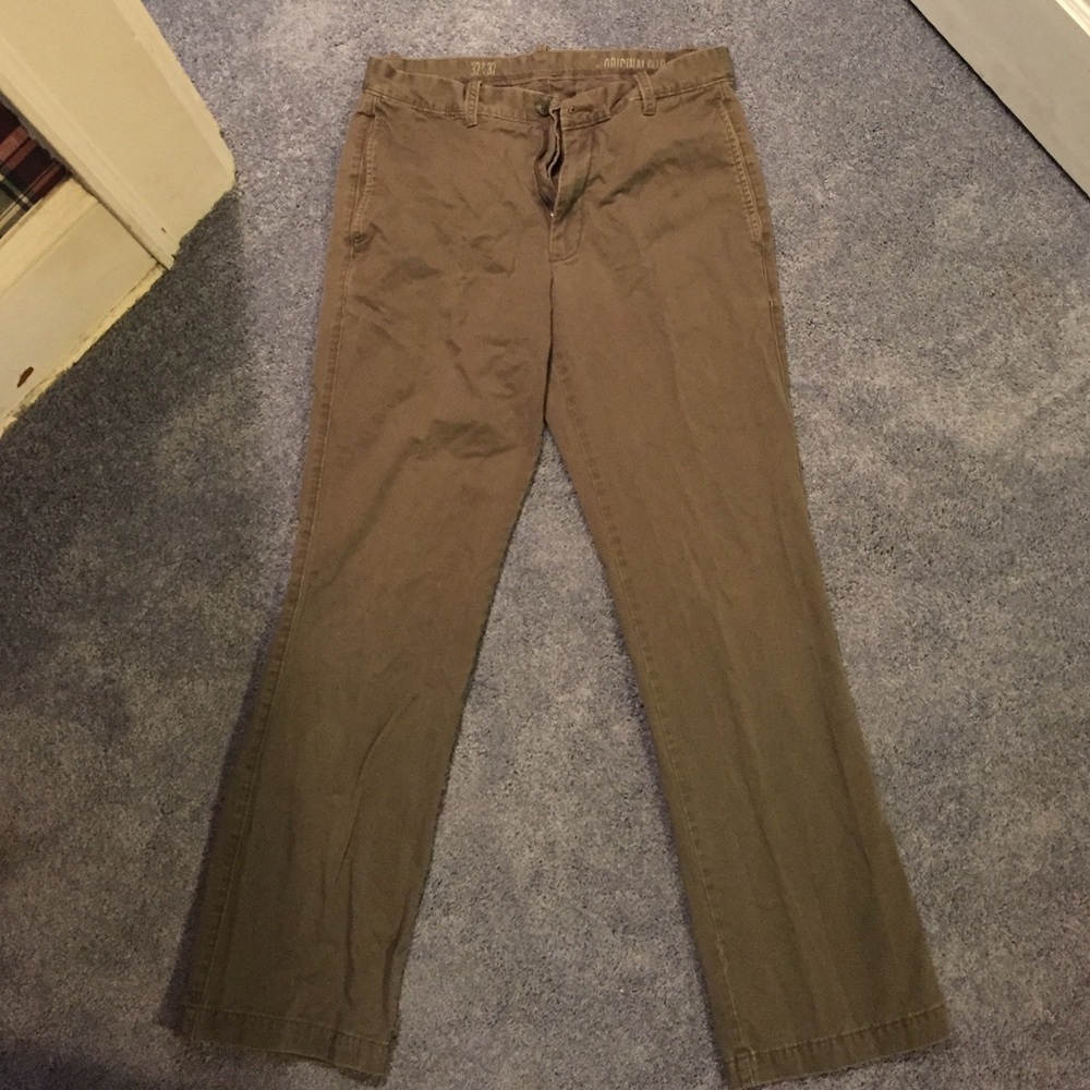 Casual khaki pants from Gap