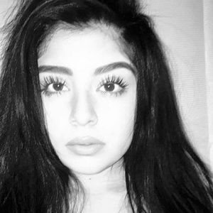 Meet your Posher, Briana