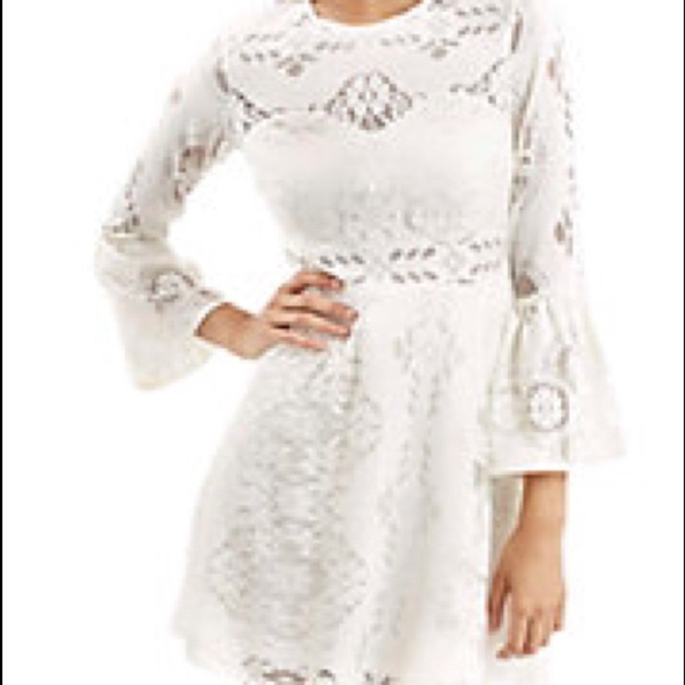 TopShop ivory  lace dress. Worn once. Sz2 stretchy bodice no flaws