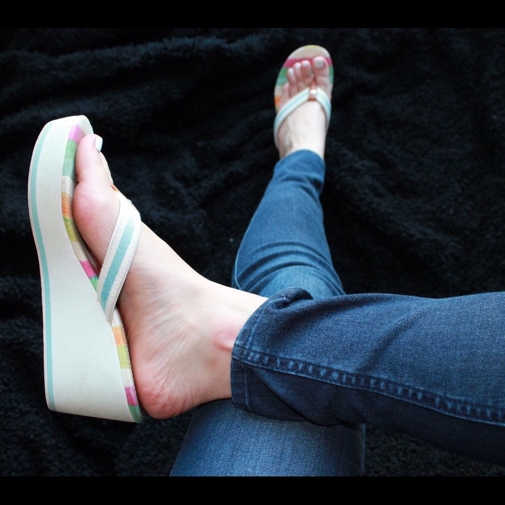 Coach Legacy Stripe Heel Sandals Size 6