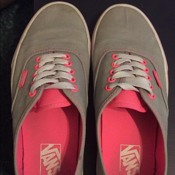 Gray with pink Vans! - Picture 2 of 3