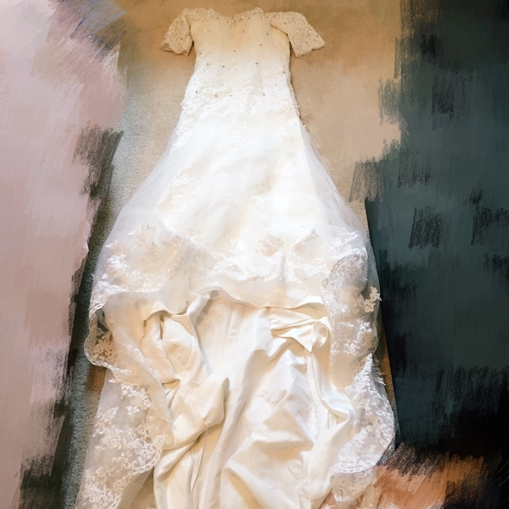 Wedding dress