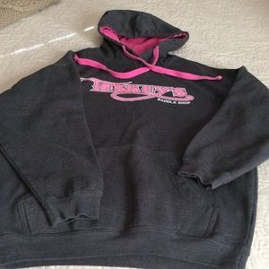 Teskey's Saddle Shop Huddle