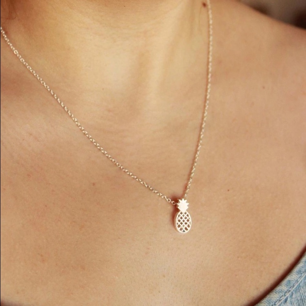 Pineapple Necklace - Picture 4 of 5