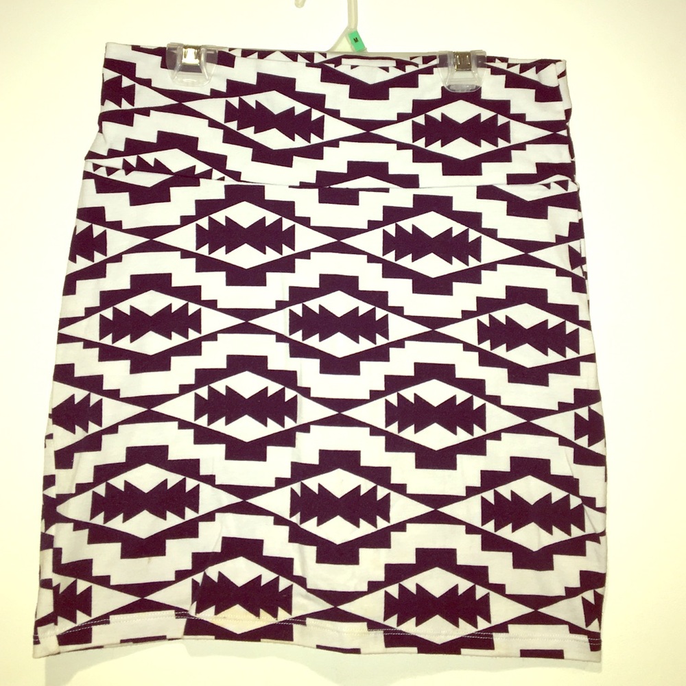 Charlotte Russe Navy and White tribal print skirt