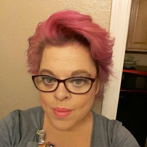 Meet your Posher, Karen