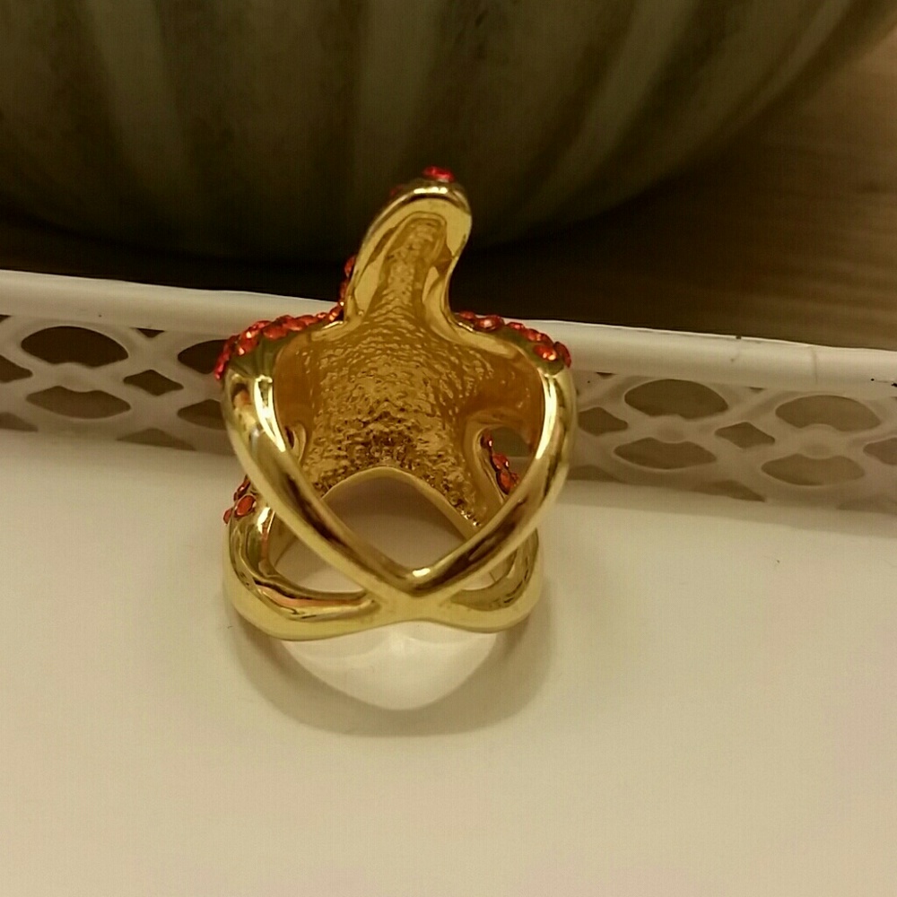 Ring - Picture 2 of 3
