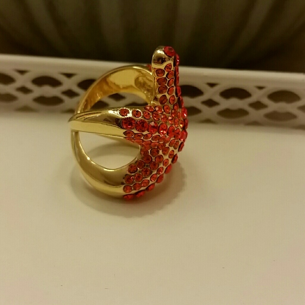 Ring - Picture 3 of 3