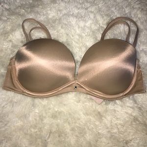 VS VERY SEXY STRAPLESS NUDE