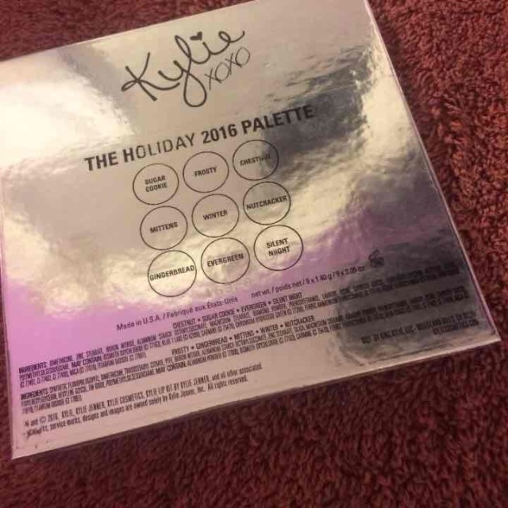 Kylie Cosmetics 2016 Holiday pallet