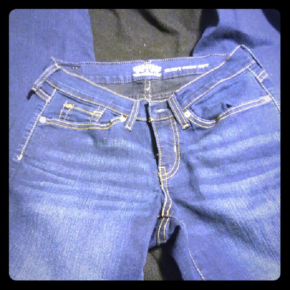 Size 4 Levi Boot Cut Jean