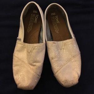 Ivory glitter toms 6.5