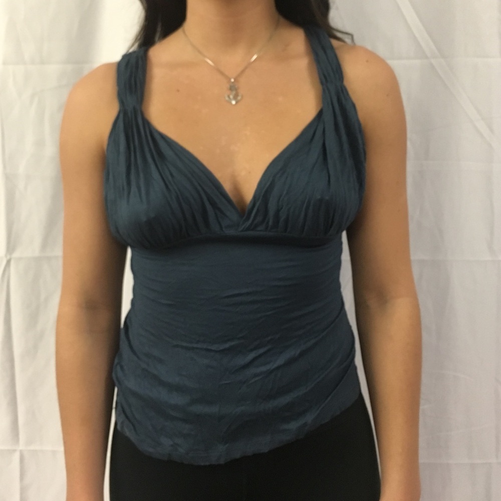 Tank top with winched waist