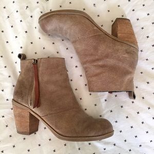 Dolce Vita tan suede zip bootie, size 8.5