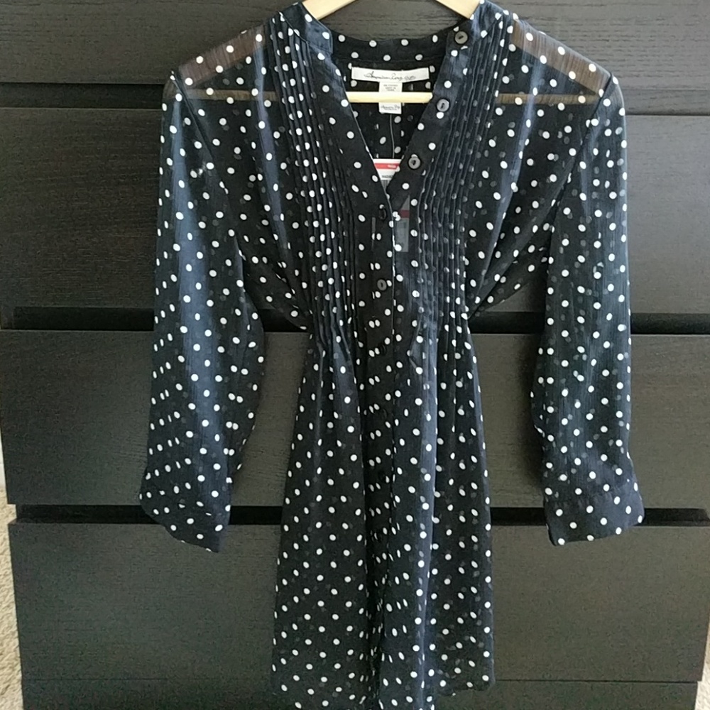 Black polka dot tunic top