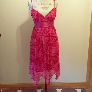 Stunning flowered party dress.