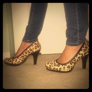 Brown leopard print ALFANI calf hair heels