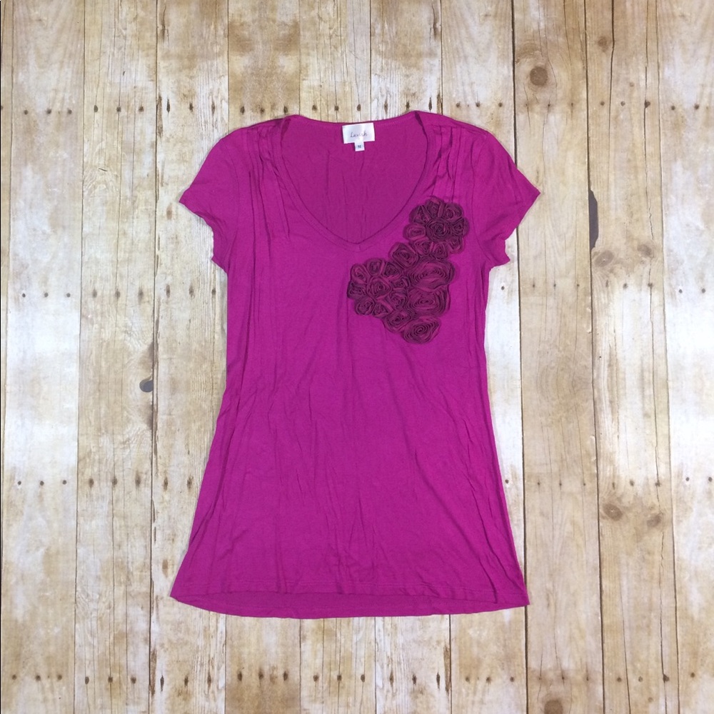 Magenta Lavish medium tee with rosette bunches