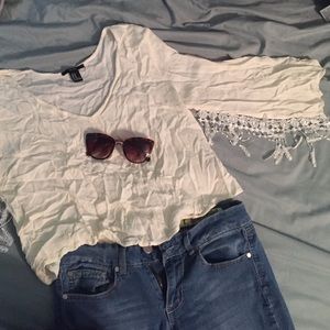 Boho shirt with tassels!