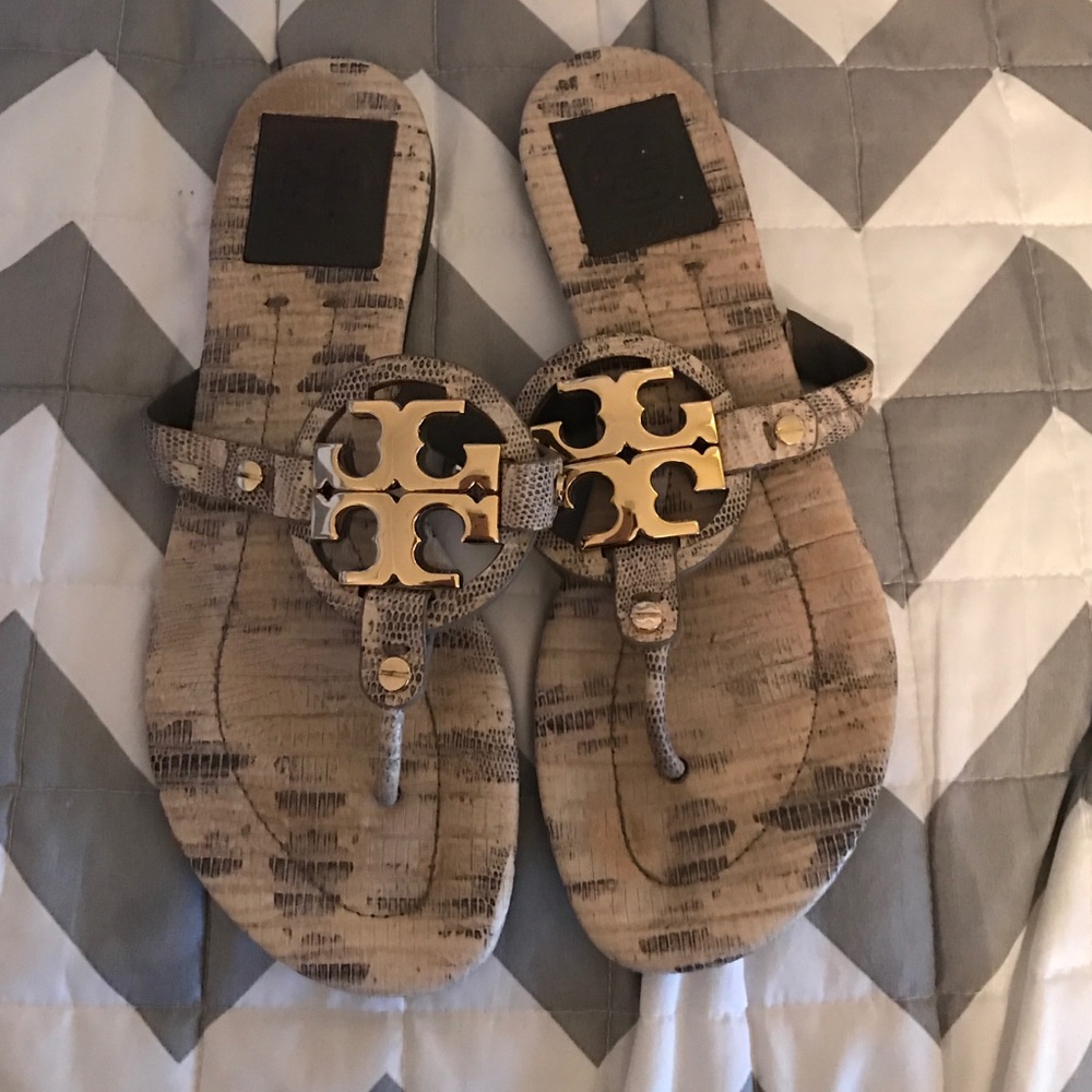 Tory burch sandals snake skin size 6