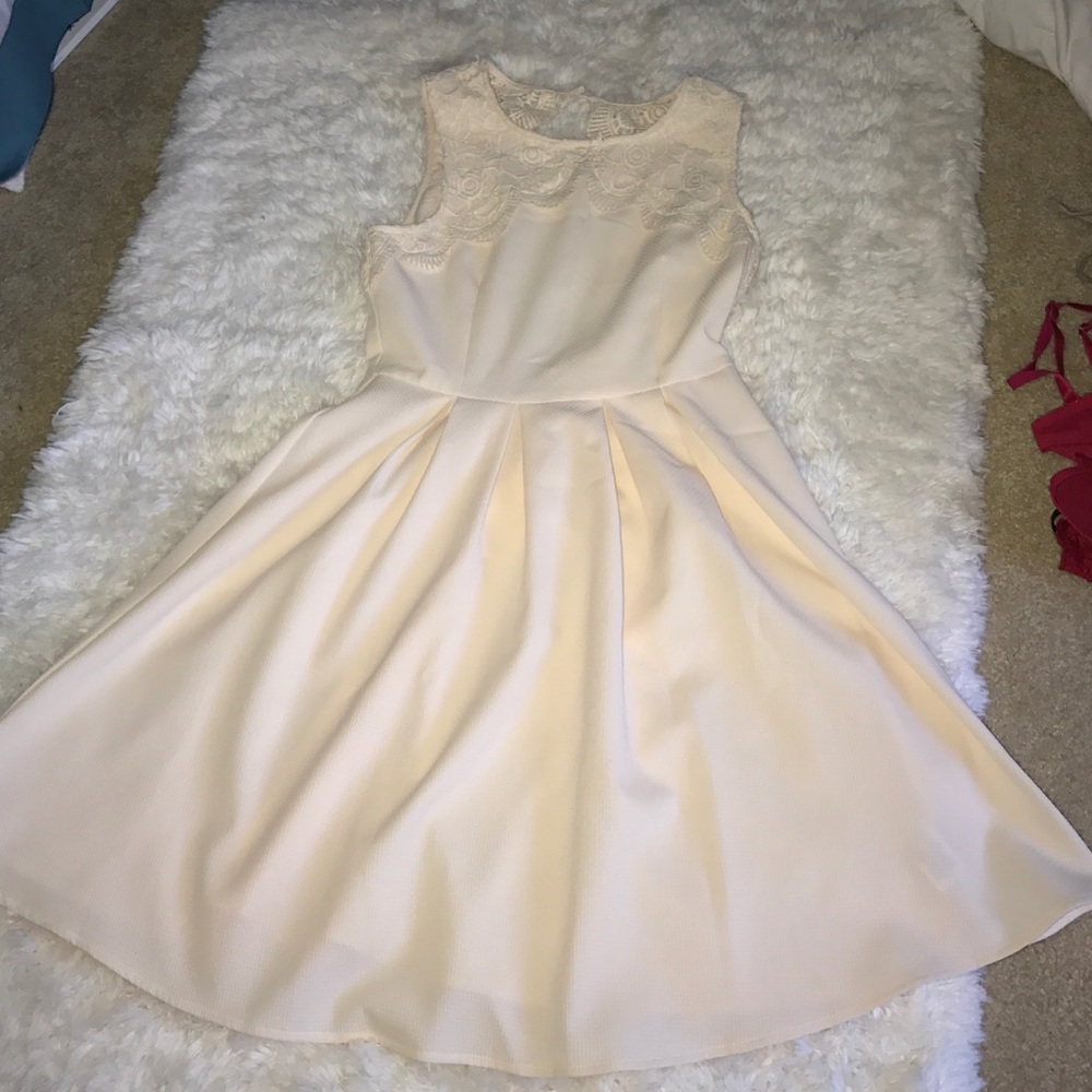 NWOT BOUTIQUE DRESS