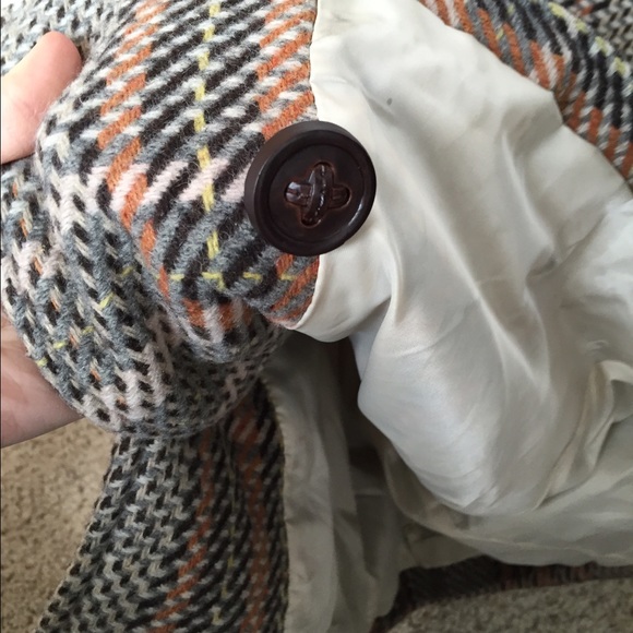 NINE WEST plaid jacket with Sherpa hood - Picture 4 of 4