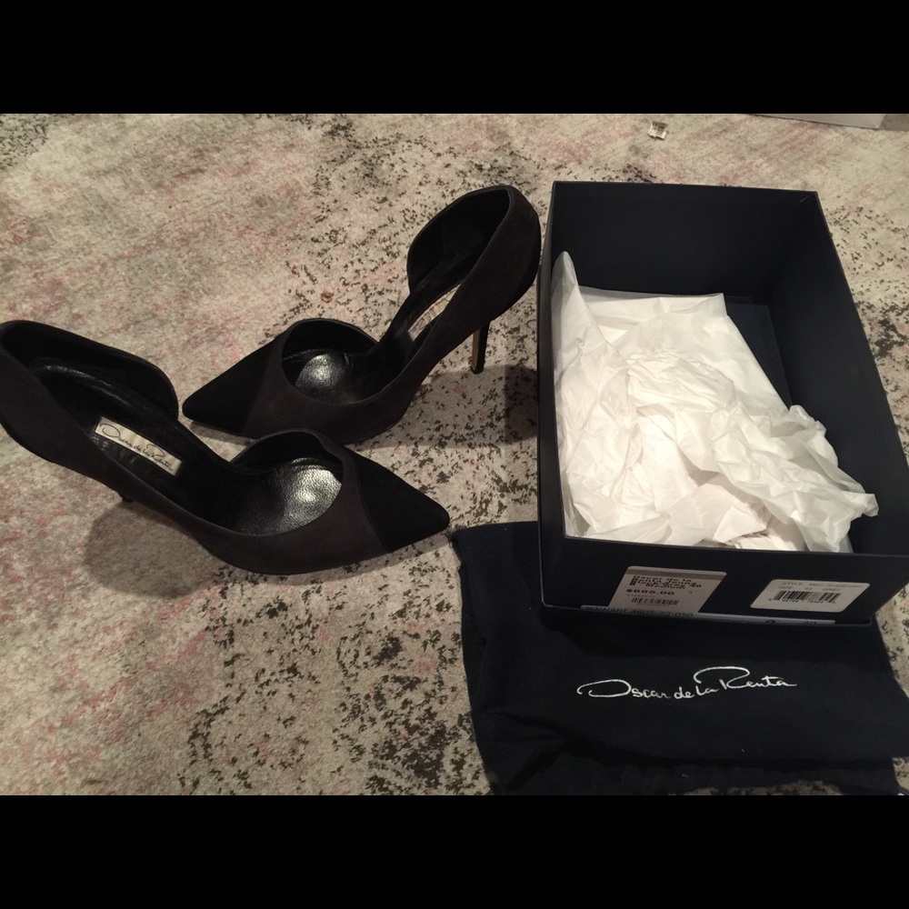 Oscar de la renta black "Jenna" pumps