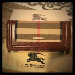 Authentic Burberry House Check Wallet
