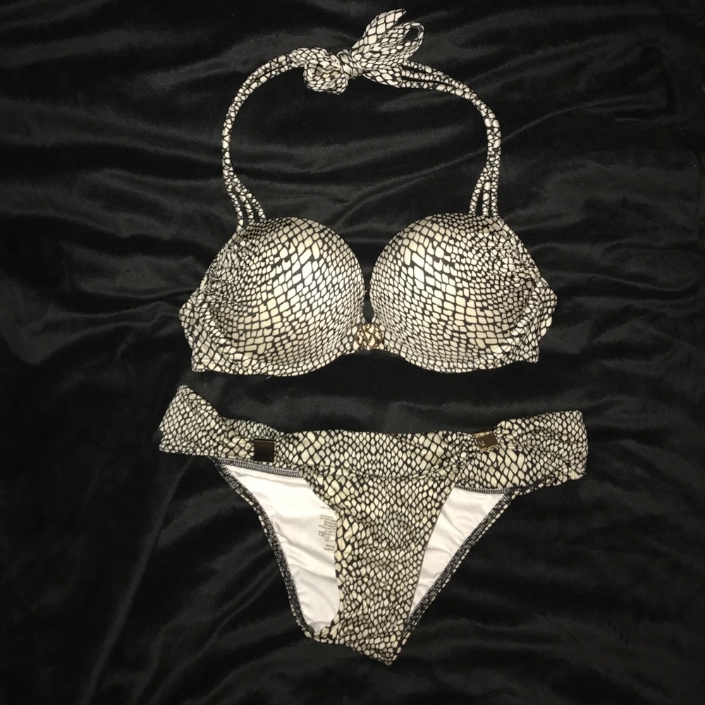 Victoria's Secret bombshell bikini swimsuit